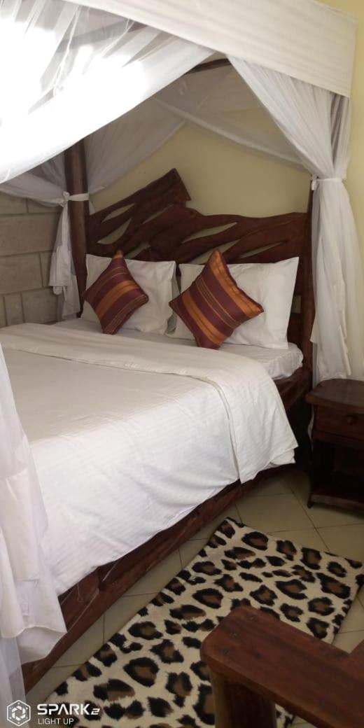 Machakos Suites Luxury Hotel Экстерьер фото